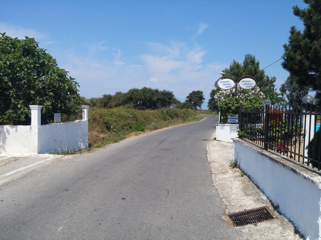 Beautiful Nearby Beach House With Garden, Private Pool And Large Yard Sidárion Exteriér fotografie
